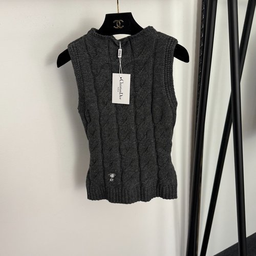 Dior CD Bee Embroidery Knit Vest in Apricot, Red and Gray