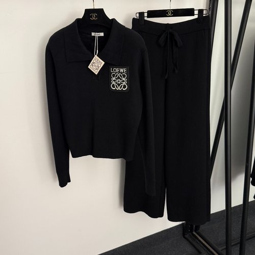 Loewe Warm Fleece-lined Set with Collar