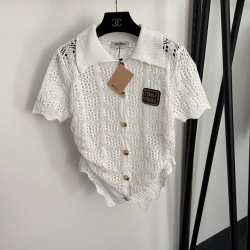 Miu Miu White Short-Sleeve Knit Top with Logo Patch and Hollow Collar