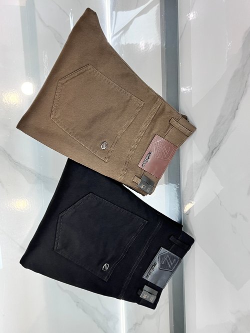 Zegna High - Quality Jeans with Fine Workmanship