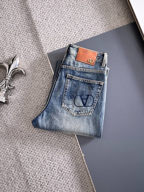 Valentino High-Elastic Jeans with Premium Wash