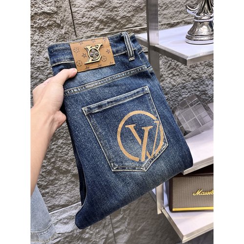 Louis Vuitton High-Elastic Jeans with Detailed Craftsmanship and Comfort