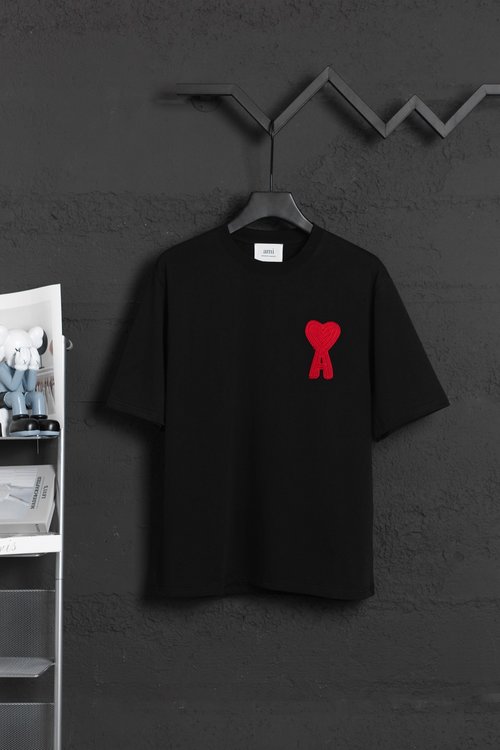 Ami Heavyweight 100% Double-Yarn Cotton T-Shirt in Black and Red