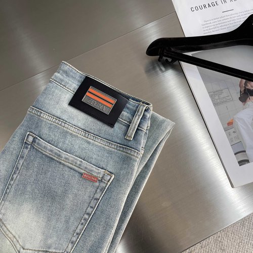 Zegna Premium Comfortable and Well-Fitting Jeans