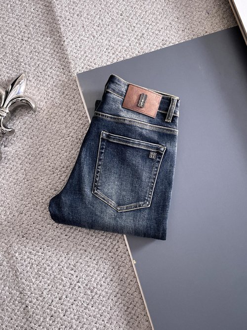 Boss High-Elasticity Breathable Jeans with Fine Details