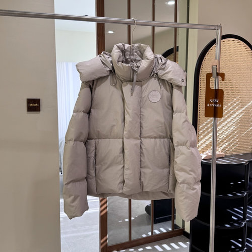 Canada Goose Detachable Sleeves Warm Padded Jacket