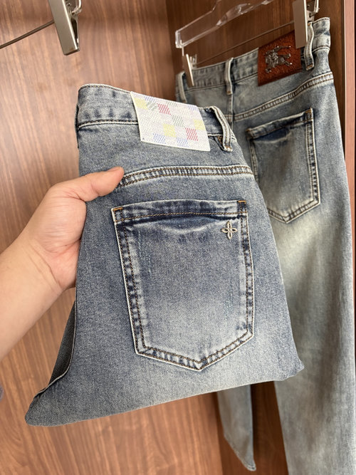 Fendi Soft Jeans with Luxury Leather Waist Tag