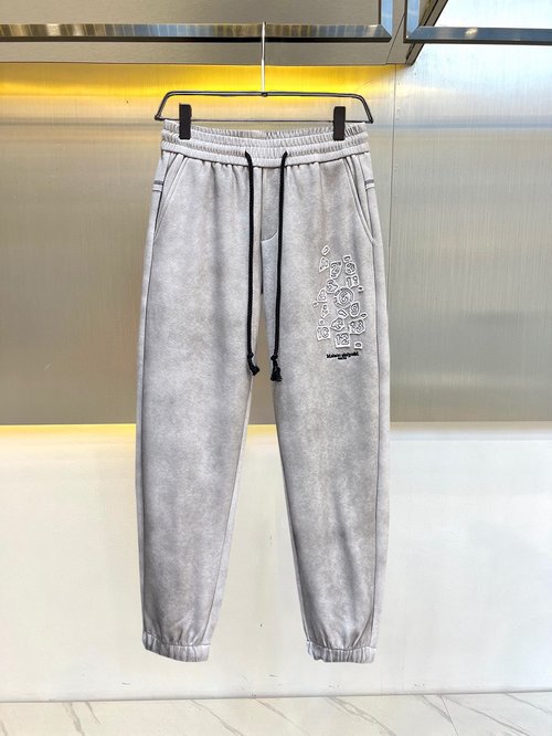 Maison Margiela New Casual Pants with Classic Logo, Great Comfort