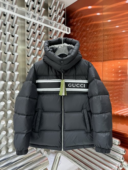 Gucci Striped Print Hooded Down Jacket in Black/Blue