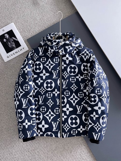 Louis Vuitton Premium 90% Down Jacket with Classic Logo and Color Block