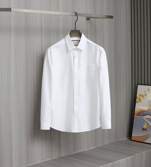 Gucci Soft Flannel Shirt for Business and Leisure