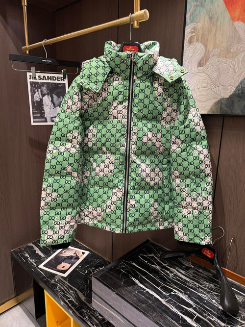 Gucci 90-Down Filled Jacket with Classic Logo and Color Block
