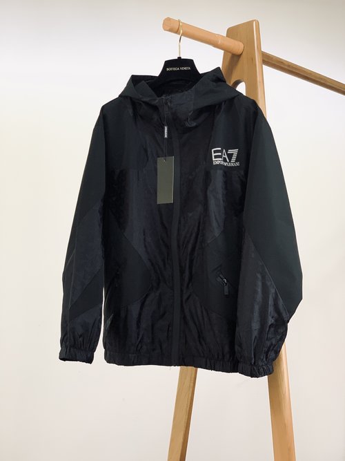 Armani Casual Hooded Jacket for Commuting