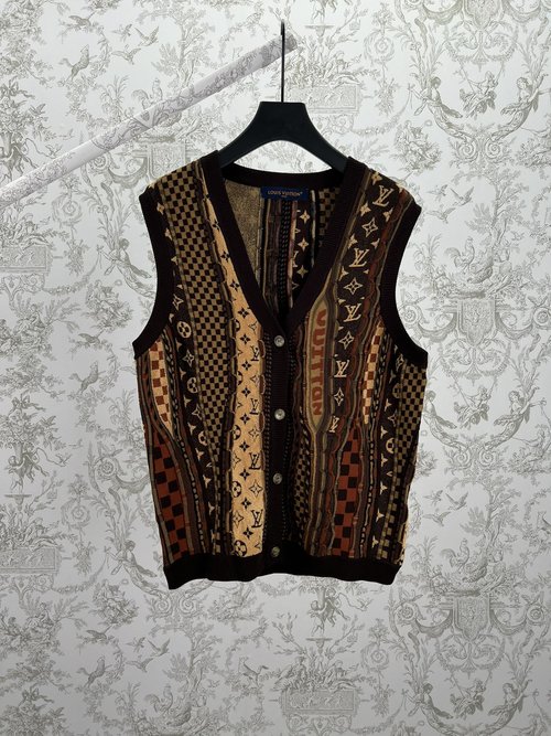 Louis Vuitton Sleeveless Cardigan Vest with Brand Logo Jacquard