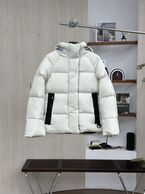 Canada Goose Capsule Short Down Jacket, Popular Style