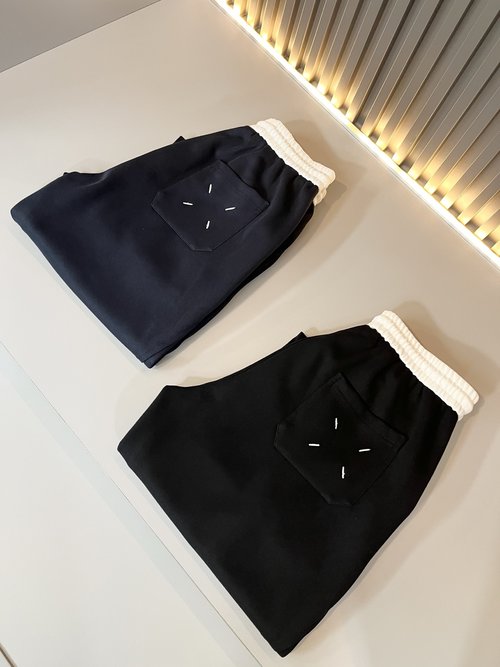 Maison Margiela Casual Pants with Waist Logo Embroidery