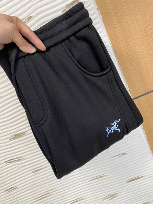 ArcTeryx New Fleece Casual Pants with Exclusive Fabric and Nice Appearance