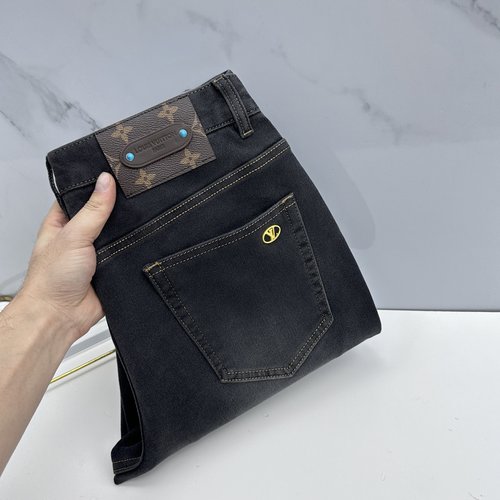 Louis Vuitton Latest Casual Jeans Crafted from High-Quality Imported Cotton