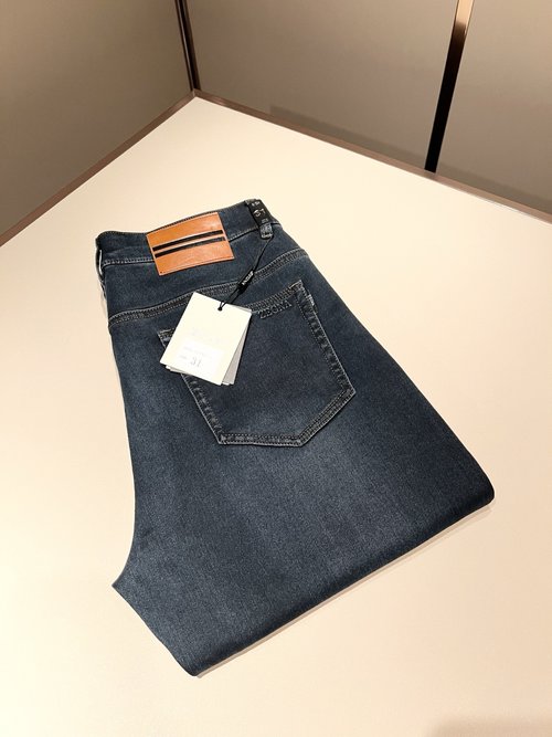 Zegna Exclusive OEM Jeans for Fashionable Outfits