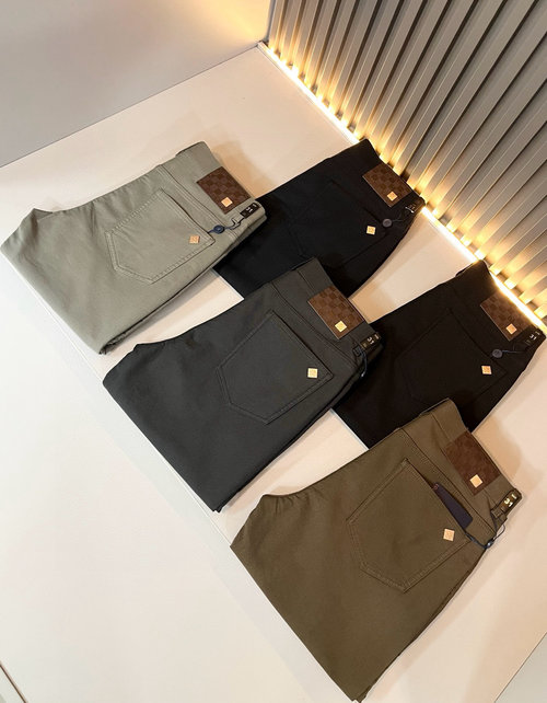 Louis Vuitton Comfortable and Versatile Casual Dress Pants