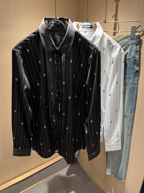 Dolce & Gabbana Elegant Shirt with Gradient Design and Exquisite Logo Print