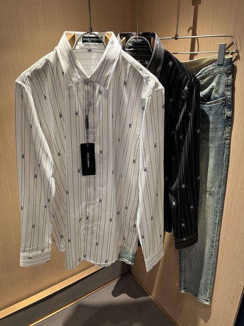 Dolce & Gabbana Sophisticated Cotton Shirt with Gradient and Iconic Logo