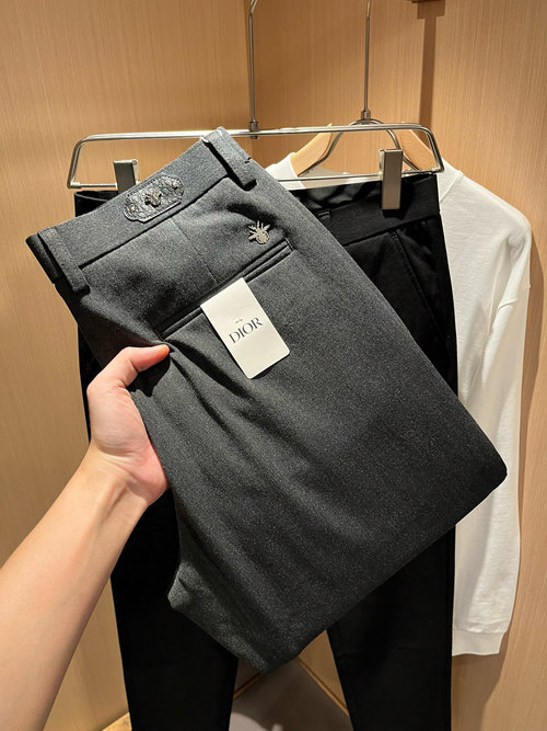 Dior Comfortable and Versatile Blended Fabric Trousers