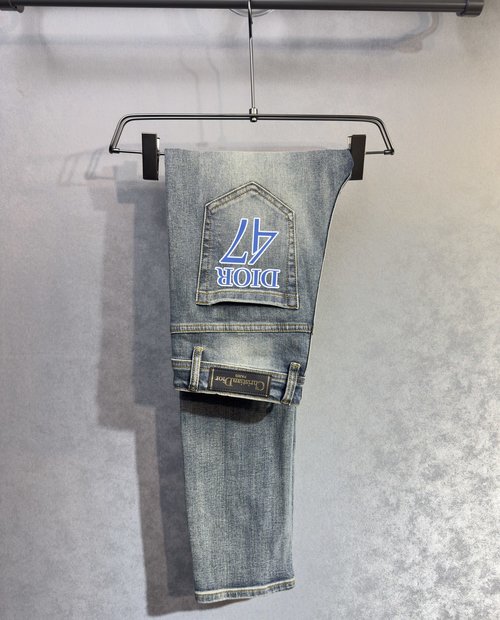 Dior Luxurious and Comfortable Straight-Leg Jeans