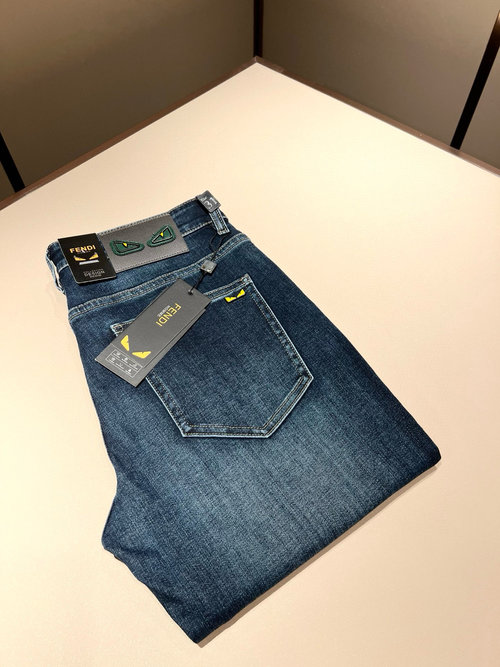 Dior Stylish Jeans with Premium Logo Design