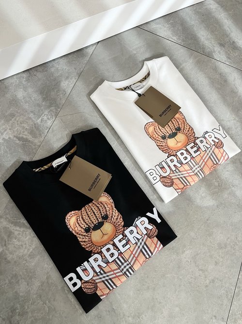 Burberry Stylish Logo-Printed Memory Fabric Short-Sleeve T-Shirt