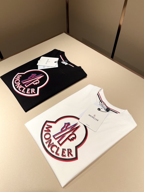Moncler Comfortable Short Sleeve T-Shirt with Logo Pressing
