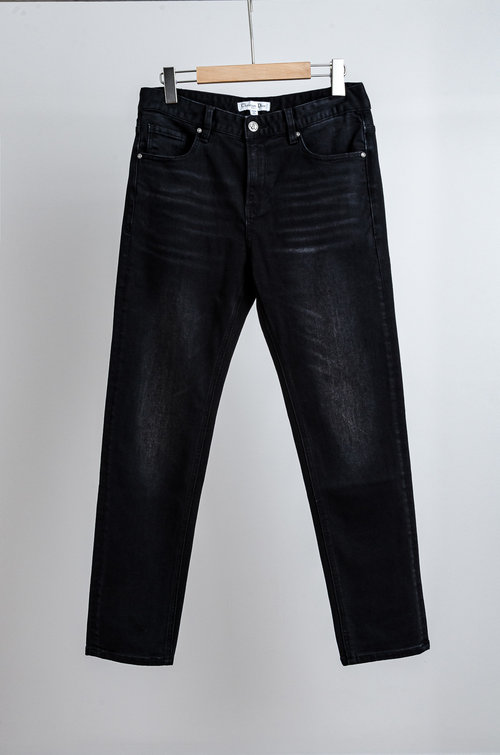 Dior Stylish Straight-Leg Jeans with Premium Details
