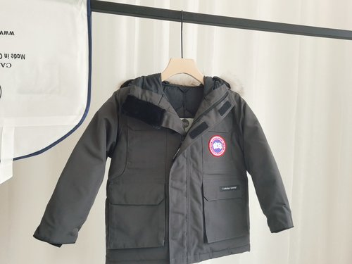 Canada Goose Boys & Girls 95 Goose Down Jacket Detachable Hood Fur Trim