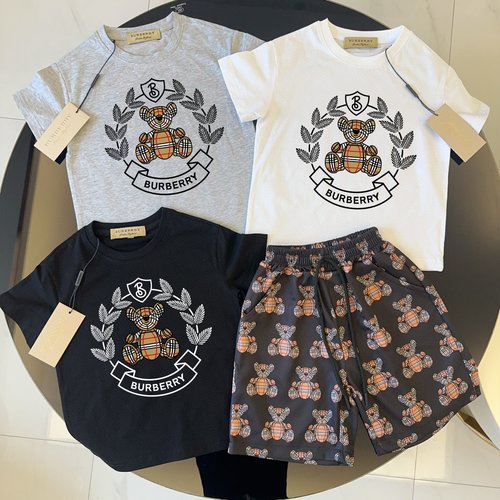 Burberry Unisex Kids Cotton Set - Comfortable & Stylish 