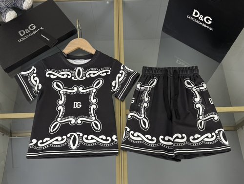 D & G Boys & Girls Graffiti Print Cotton Set 