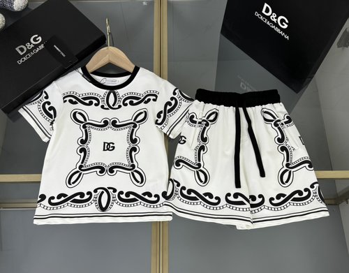 D & G Kids High-End Cotton Set with Graffiti & Letter Prints