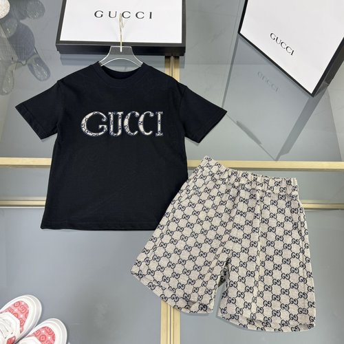 Gucci Kids Cotton Tee & Retro Jacquard Denim Pants Set