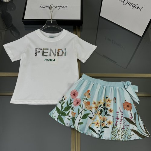 Fendi Girls Cotton 2-Piece Set: Colorblock Tee + Elastic Waist Skirt 