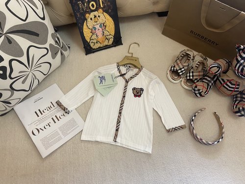 Burberry Ultra-thin Seamless Kids Outerwear & Infant Onesie