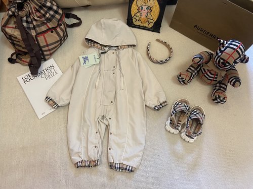 Burberry Unisex Kids Classic Print Outerwear Romper: Comfortable Stylish 