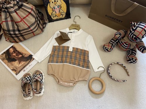 Burberry Unisex Long Sleeve Patchwork Cotton Baby Romper