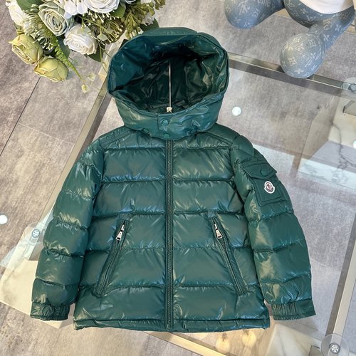 Moncler Kids 90 Goose Down Jacket w/ Detachable Hood & Logo Pocket 