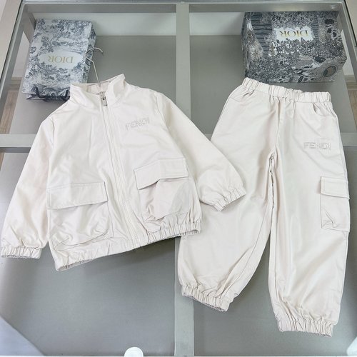 Fendi Kids Cozy Woven Unisex Set - Comfortable & Stylish 