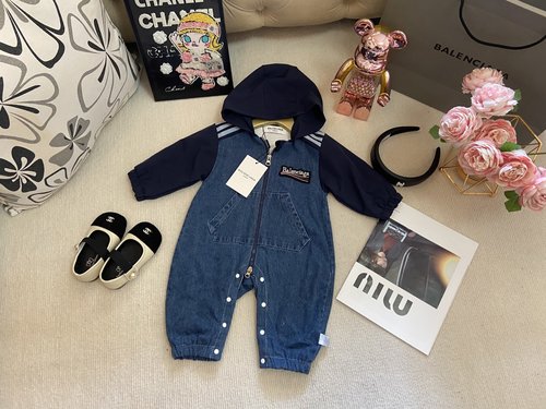 Balenciaga Premium Baby Unisex Romper, A-Class Cotton, Comfortable & Stylish