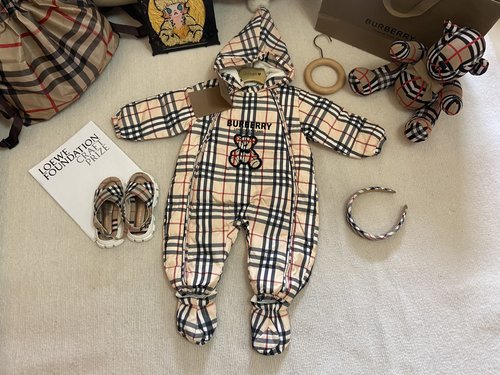 Burberry Premium Baby One-Piece Set with Footies (Fall/Winter Thick)