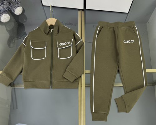 Gucci Kids Cotton Set with Patch Pocket (Comfy & Stylish)