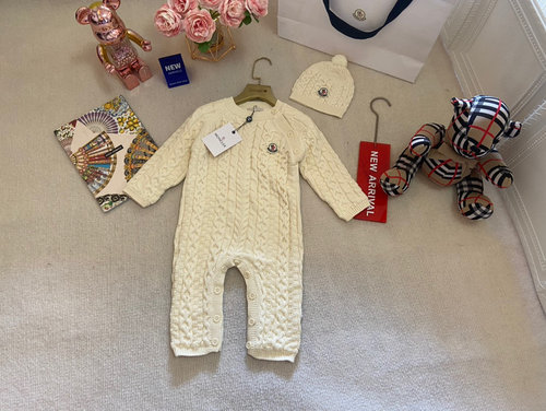 Moncler Toddler Unisex Fleece-Lined Cotton Onesie Set with Hat