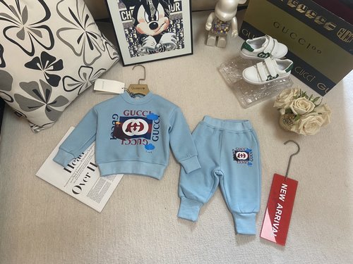 Gucci Unisex Baby Onesie Set, Soft Fleece Lined Cotton, Comfortable & Stylish 