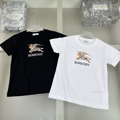 Burberry Kids High-End T-Shirt with Colorful Knight Logo Print