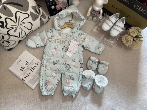 Gucci Unisex Duck Print Thickened Down Onesie